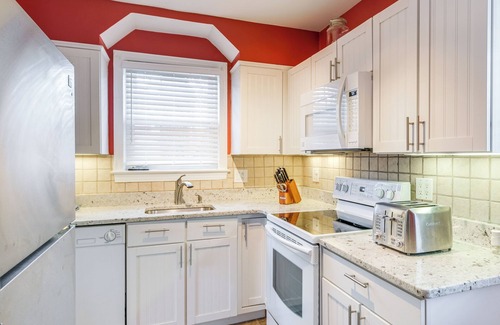College Park Casa | Easy Access to Dtwn DC: Hyattsville Home!