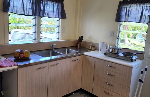 Tapere of Titikaveka Casa | Easy beach access, free unlimited wifi, a/c