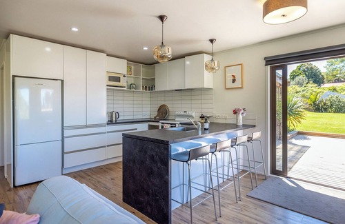 Surfdale Casa | Easy Breezy Surfdale Beach