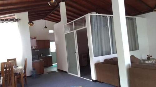 Pathadumbara Casa | Easy guest apartment