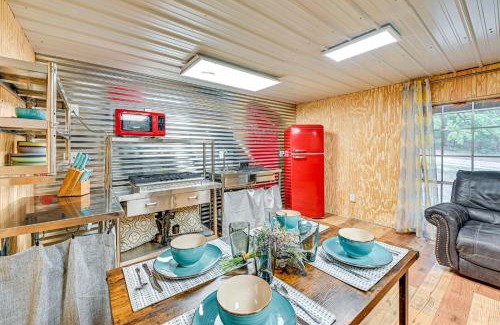 Texarkana Apartamento | Easy I-30 Access Cozy Texarkana Apt with Essentials