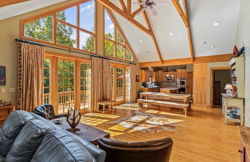 Marion Casa | Easy Lakefront Path to Private Dock & Lake. Plenty of room for the whole family.