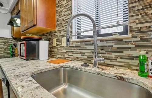 Columbus Casa | Easy Livin' By Easton: Hot tub, Family Friendly, 6 minutes from Easton Town Center