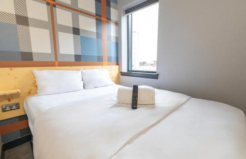 City Centre Glasgow Hotel | easyHotel Glasgow City