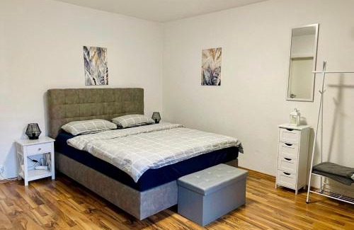 Bad Oeynhausen Apartamento | EasyStay#1 Cozy Studio in Kliniknähe, mit Netflix,Küche & Bad