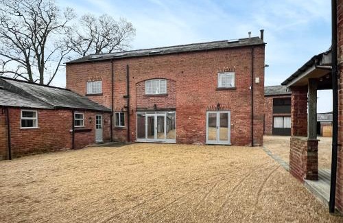 Northwich Casa | Eaton Barn - Uk45499