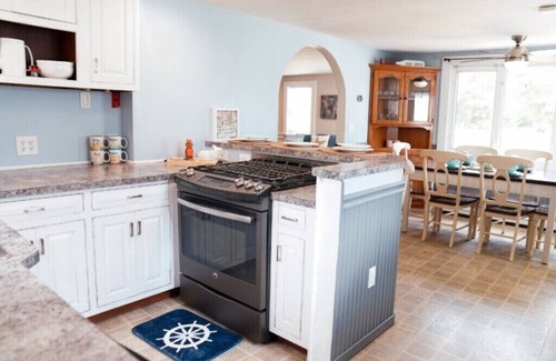 Dennis Port Casa | Eazy Breezy Beach Home