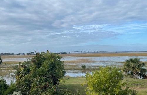 Beachwalk Casa | EBB TIDE Great Views Short walk to Beach