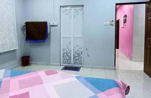 Kampung Keriang Dan Casa | Ebnur Homestay