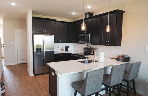 Stephenville Casa | Ebony and Ivory, Stephenville’s newest townhome
