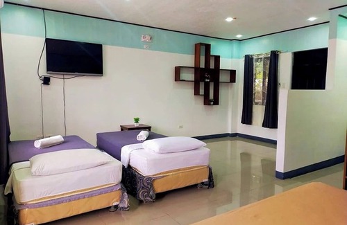 Laoag Hotel | EC Hotel near Laoag Airport