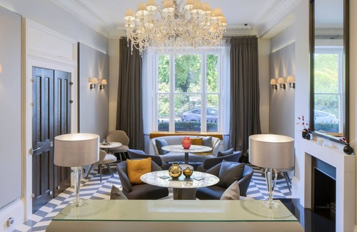 Warwick Hotel | Eccleston Square Hotel