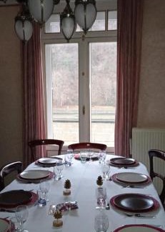 Hastiere Apartamento | Echappée mosane GITE 10 PERSONNES MAX