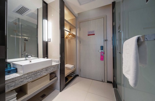 Haizhu Hotel | Echarm Hotel Pazhou Convention and Exhibition Center Branch