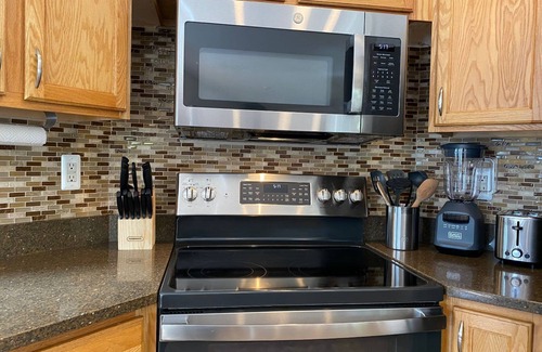 Evergreen Casa | ECHO HILLS MOUNTAIN LODGE - Evergreen Mountain Top Retreat - 15 minutes to SKI!!