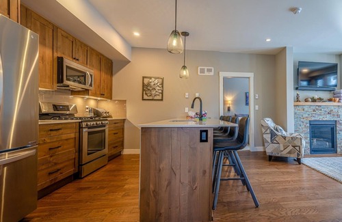 Sun Peaks Condominio | Echo Landing #05 by Bear Country