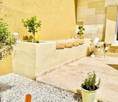 Libourne Casa | Echoppe rénovée 85m2 - terrasse & Jardin