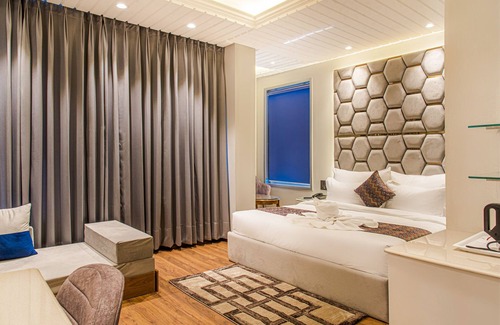 Kandaghat Hotel | Echor Anant Vilas Shoghi