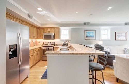 Foscoe Condominio | Echota Woods 221--- Entry Level Mountain Condo, One Level Living (No Stairs), Gated Resort, Indoo...