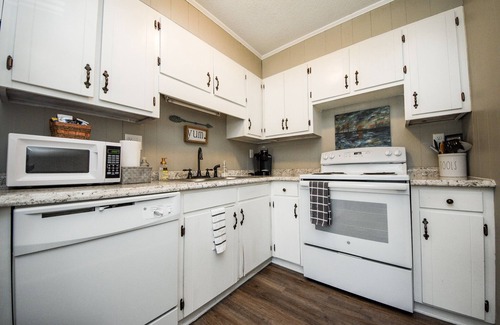 Cleveland Apartamento | Eclectic Abode I-75 Hop & Skip City BEST LOCATION