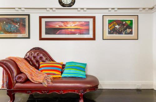 Kings Cross Apartamento | Eclectic Art Deco Apartment in great location