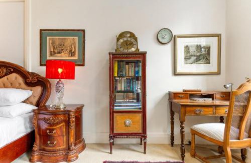 Kings Cross Apartamento | Eclectic Art Deco Apartment in great location