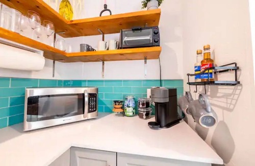 Monte Vista Apartamento | Eclectic Chic 2 Bed Free Parking Fast WIFI!