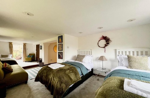 Chilworth Casa | Eclectic Hilltop House - Panoramic Views of the South Downs
