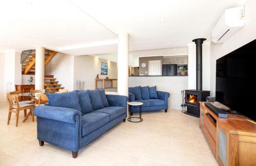 Culburra Beach Casa | Eclipse Absolute Beachfront with Stunning Views