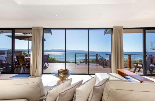 Culburra Beach Casa | Eclipse Absolute Beachfront with Stunning Views