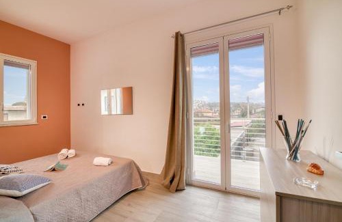 Agnone Bagni Apartamento | Eclisse House Few Steps From The Sea - Happy Rentals