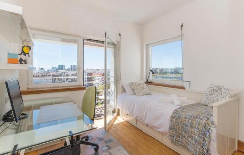 Parque das Nacoes Apartamento | Eco Apartment @ Torre Verde (Green Tower)