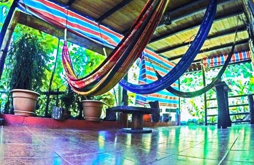 Parrita Casa | PARQUE ECOLÓGICO BAMBOO JUNGLE LODGE