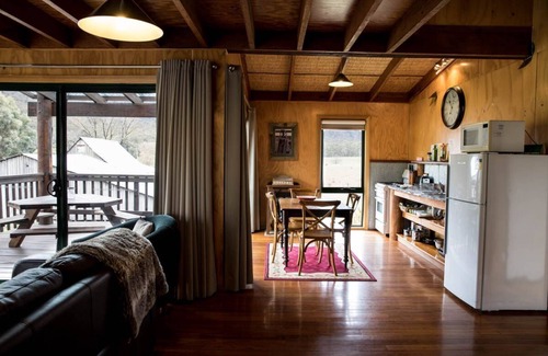 Kanimbla Cabina | Eco cabin (2bdrm) with VIEWS of Blue Mountains, near Blackheath