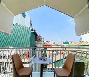 Hoan Kiem Hotel | Eco Cozy Hotel Nam Ngu Street