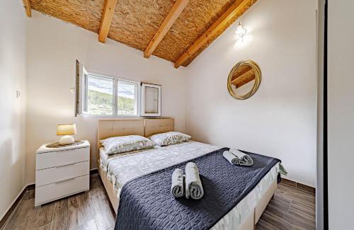 Vela Luka Apartamento | Eco Friendly Cottage Maja - Happy Rentals