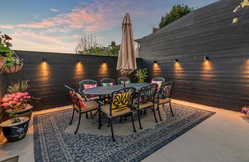 Norwich Casa | Eco Friendly Luxury Townhouse with Parking