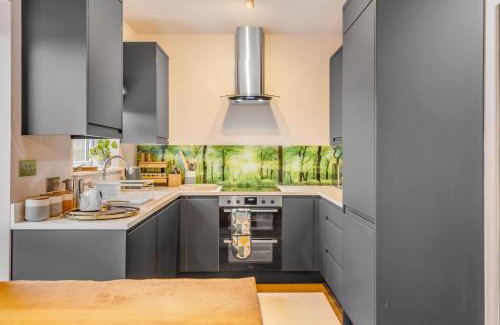 Norwich Casa | Eco Friendly Luxury Townhouse with Parking