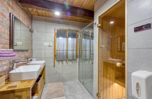 Sveti Juraj na Bregu Casa | Eco House Lina With Hot Tub and Sauna - Happy Rentals