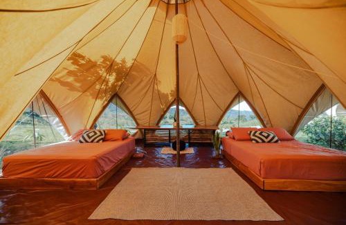 Dominical Otro | Eco Luxe Glamping Nest #2 - 2 Queen Beds at Holos