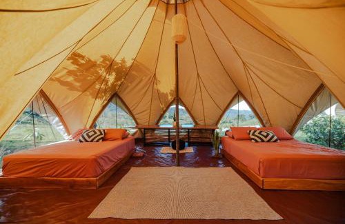 Dominical Otro | Eco Luxe Glamping Tent - 2 Queen Beds at Holos