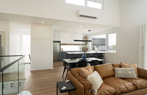 Mount Barker Casa | Eco-Luxe Retreat - Certified Passive Home