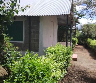 Ololaimutiek Otro | Eco mara forest camp