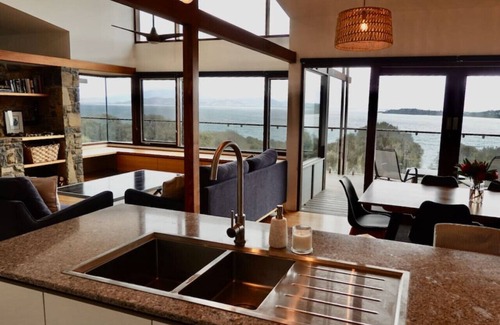 Primrose Sands Casa | Eco Waterfront Seclusion - Carlton Bluff House