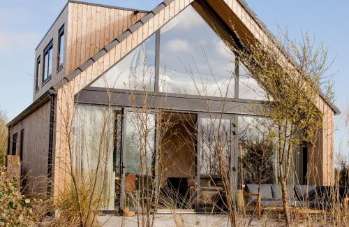 t Zand Casa | Ecohome Storm 8personen en baby Zeezand Recreatie