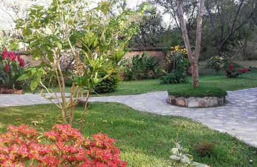 Gracias Casa | Ecolodge Guancascos, cabaña para 16 personas al pie del PN Celaque