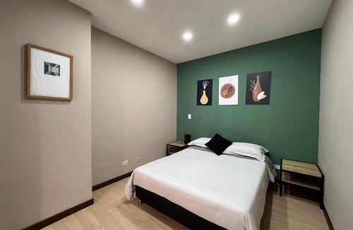 La Aguacatala Apartamento | Económico alojamiento en Medellín por días - A102 By Roots Rentals