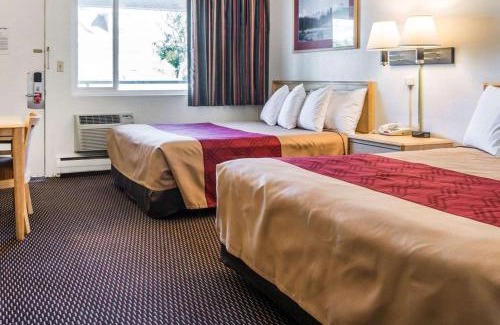 Central Colorado Springs Cabina | Econo Lodge Colorado Springs Downtown