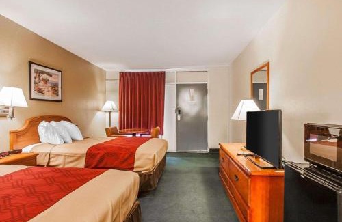 Good Hope Cabina | Econo Lodge Cullman South