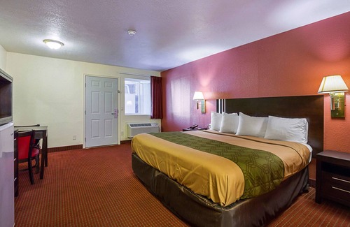 Hurricane Hotel | Econo Lodge Hurricane Zion Park Area